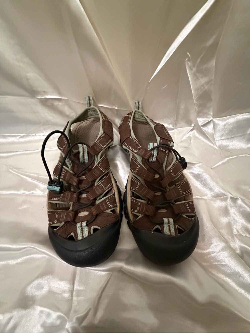 KEEN Newport Hiking Water Sandals Brown Sage Closed Toe No Size Tag 10” Outsole
